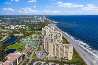 Building Photo - 100 Ocean Trail Way