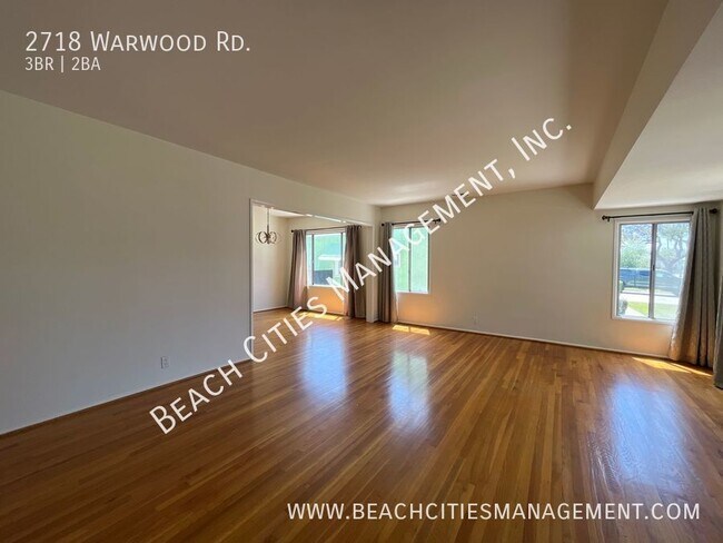 Building Photo - Spectacular House In Lakewood with large B...