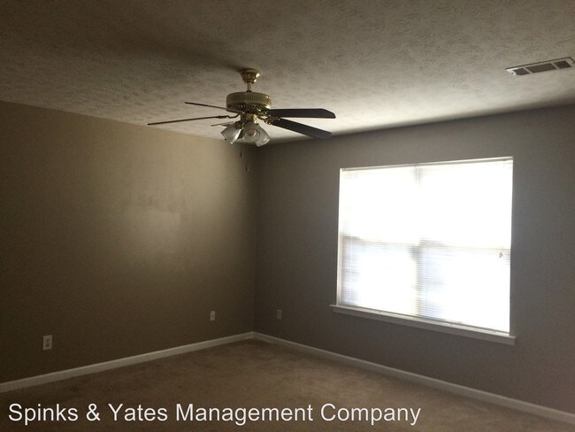 Building Photo - 3 br, 2 bath House - 112 Oakmont Dr.