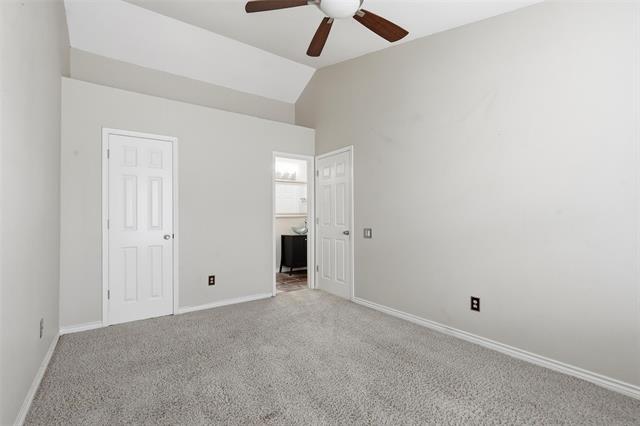 Foto del edificio - 1511 Creek Bank Ln