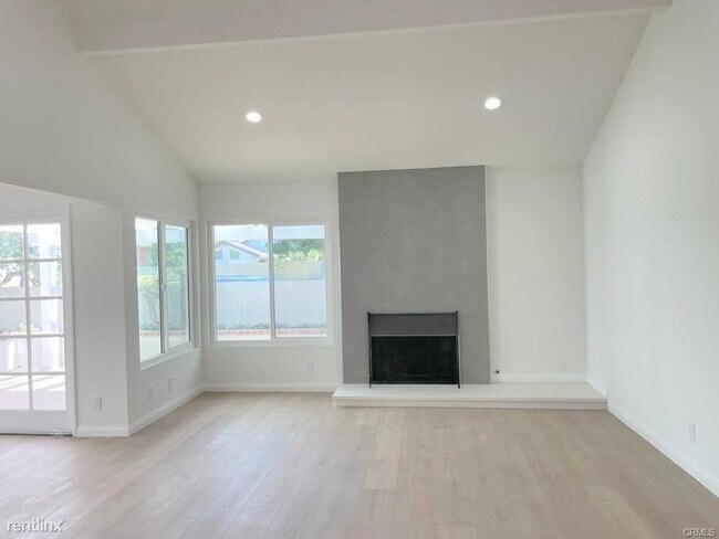 Foto del edificio - 4 br, 2 bath House - 2 Sparrowhawk