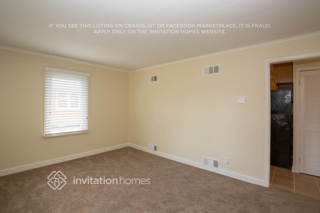 Foto del edificio - 7928 Menard Ave