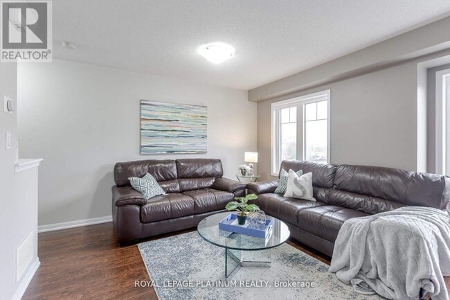 Building Photo - 12 Ganton Heights