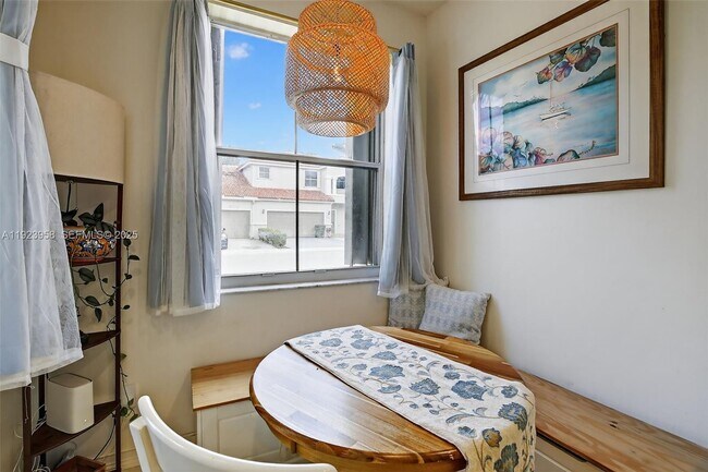 Foto del edificio - 13174 NW 9th Ct