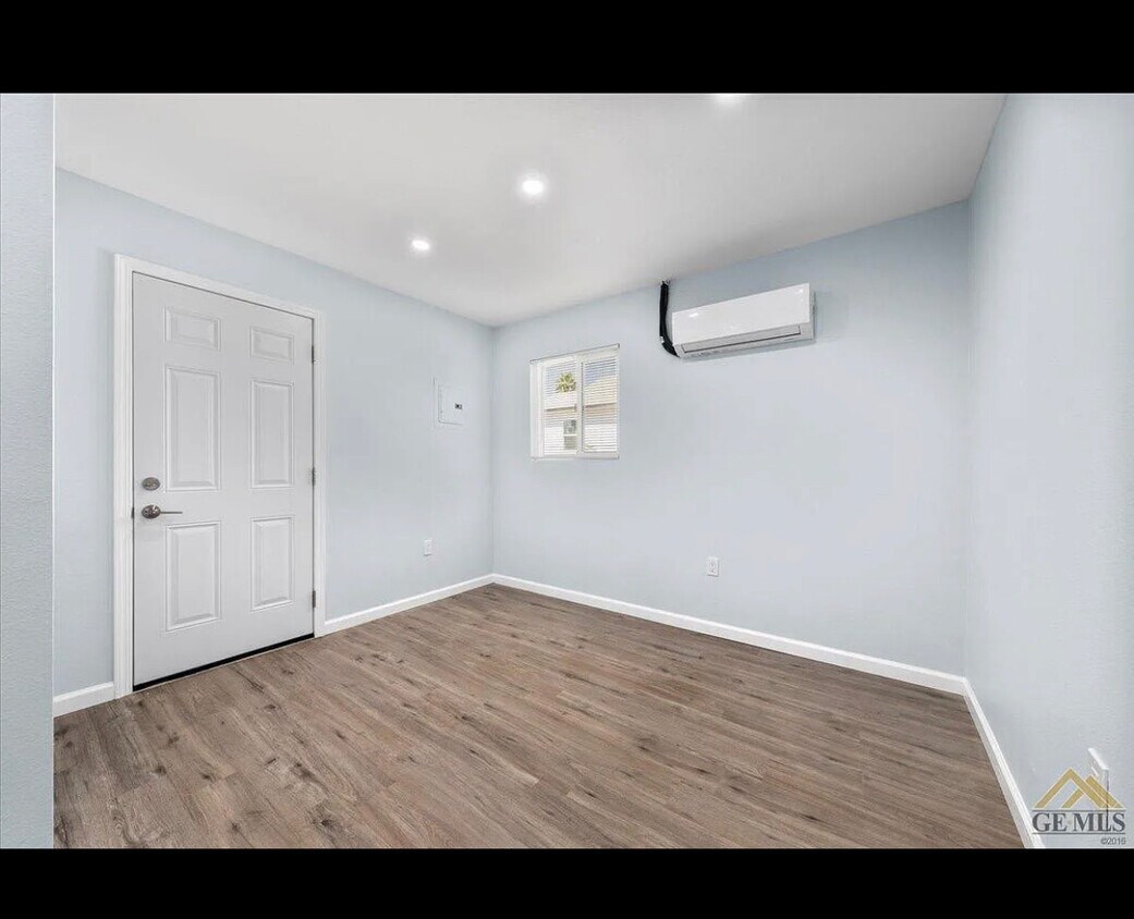 Foto principal - 3311 Mesa Dr