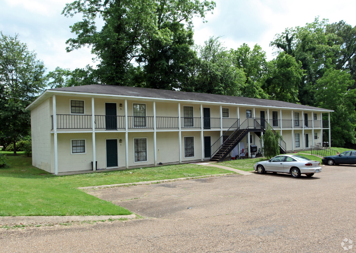 Primary Photo - Pecan Grove Apartments