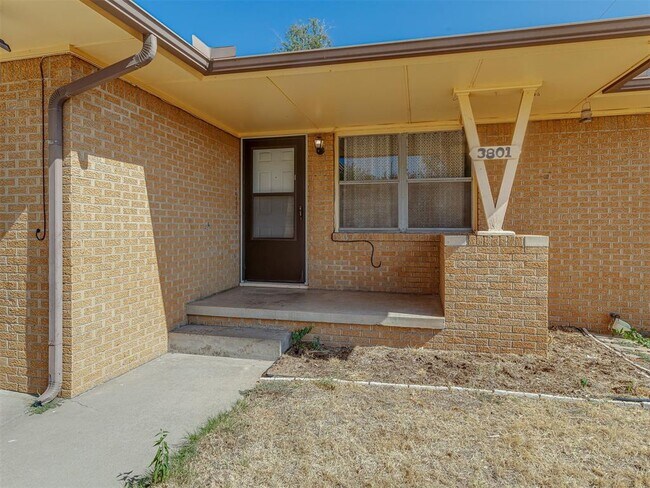 Building Photo - 3801 NW 51st St