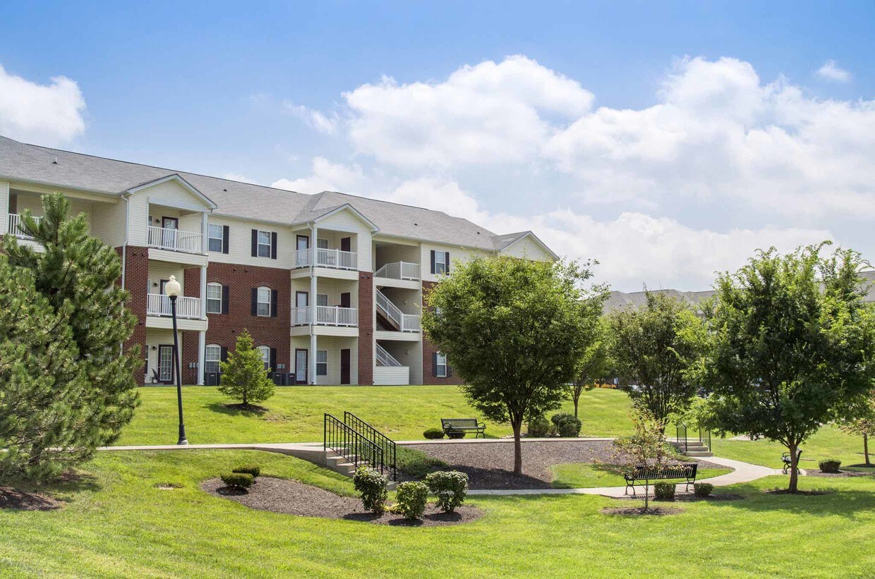 Fieldstone at Glenwood Crossing Apartments Cincinnati, OH