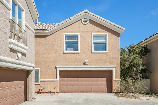 Building Photo - 1468 Little Spring Ct