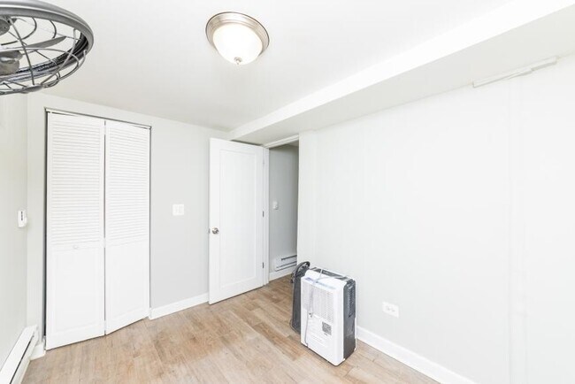 Foto del edificio - 2 bedroom in Chicago IL 60607