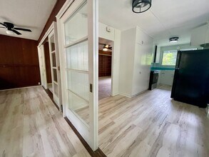 Building Photo - 3606 Halekipa Pl