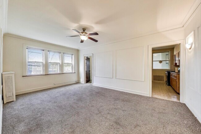 Foto del edificio - 8152 S Merrill Ave