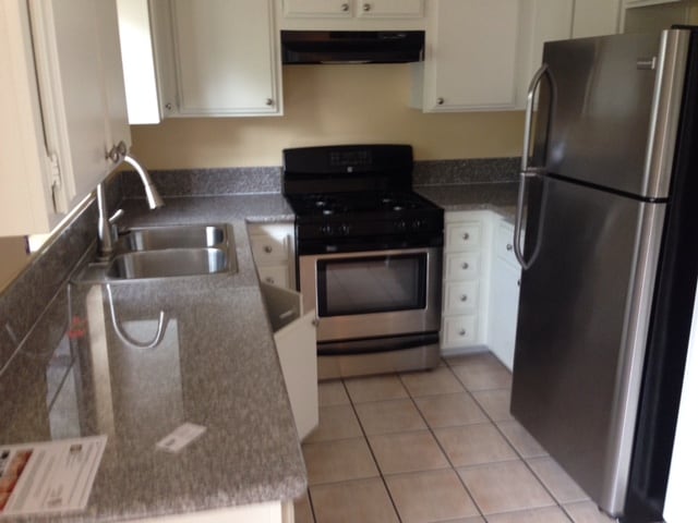 kitchen - 633 13th St