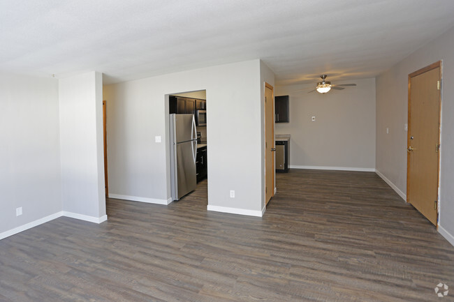 2BR, 1BA - Living Area - River Rock Apartments