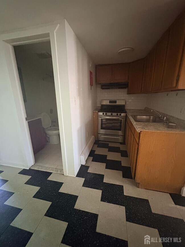 Foto del edificio - 661 Catherine St