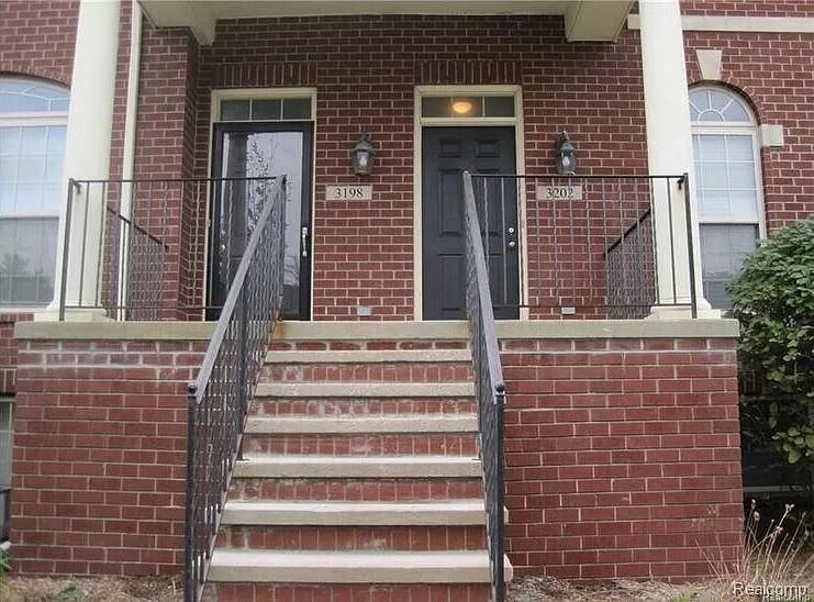 Foto principal - 3202 Camden Dr