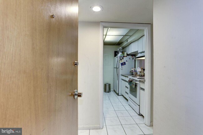 Building Photo - 1140 23rd St NW