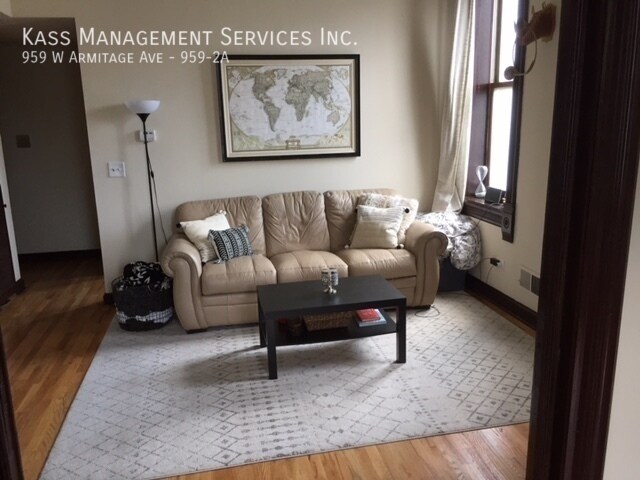 Foto del edificio - 959 W Armitage Ave