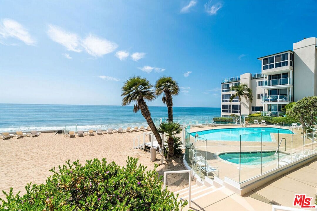 22548 E Pacific Coast Hwy Unit 408, Malibu, CA 90265 Room for Rent in