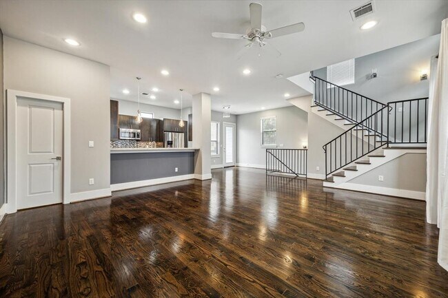 Foto del edificio - 2507 Webster St