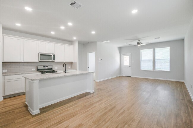 Foto del edificio - 12931 California Palm Ct