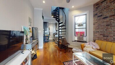 Building Photo - 219 E 28th St