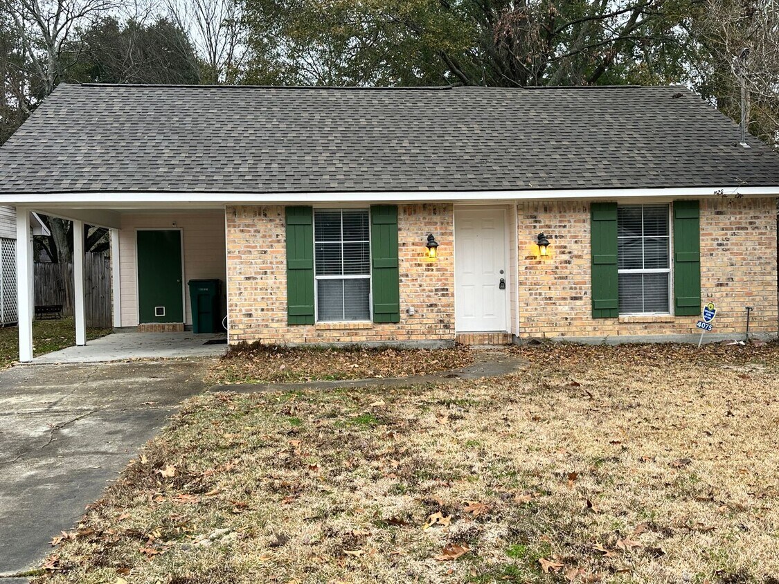 Charming 3bedroom, 2bathroom brick home House Rental in Zachary, LA