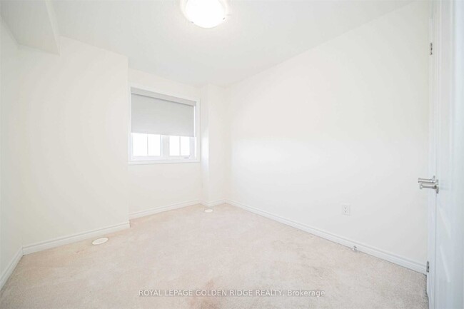 Building Photo - 181 Parktree Dr