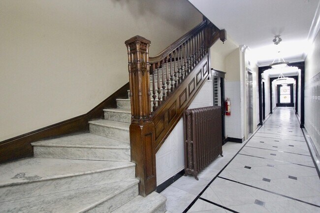 Foto del edificio - 55 Magazine St