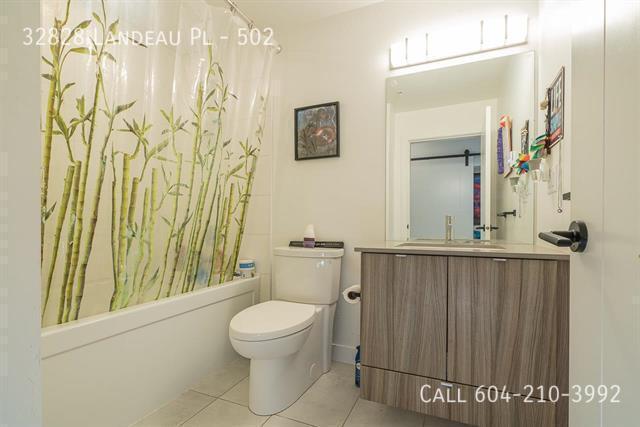 Photo du bâtiment - Centrally Located Condo in Abbotsford