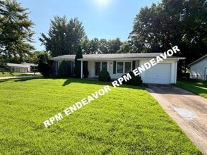 Building Photo - 1407 La Cerros Ln