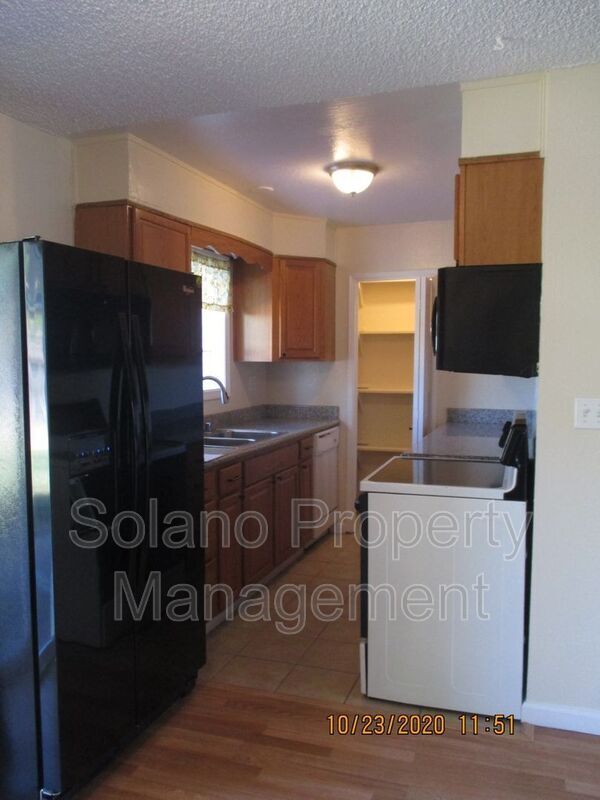 Foto del edificio - 232 Elwood St