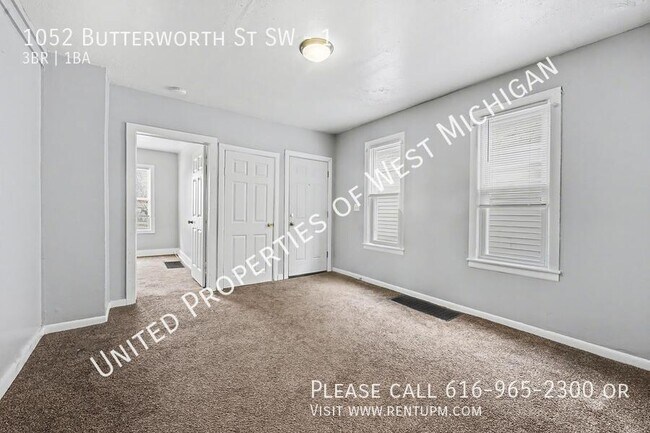 Building Photo - 1052 Butterworth St SW