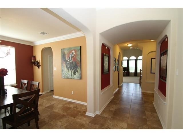 Building Photo - 1116 Willowbrook Dr