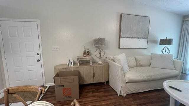 Foto del edificio - 1777 Dax Ct