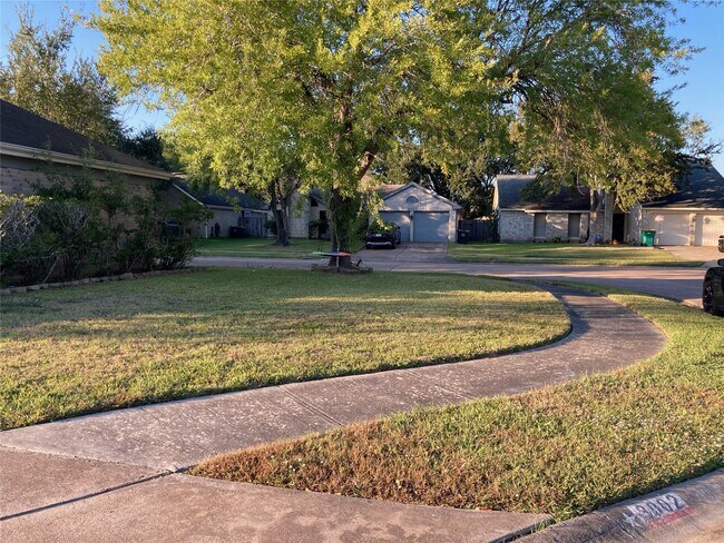 Foto del edificio - 3002 Avanti Ct