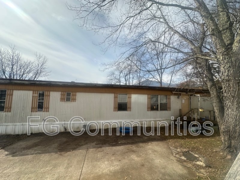 Foto del edificio - 8 Sunny Knoll Acres