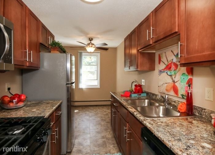 Foto principal - 3109 Virginia Ave S