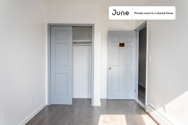 Foto del edificio - Room in Shared 4 bed/2 bath home in Astoria