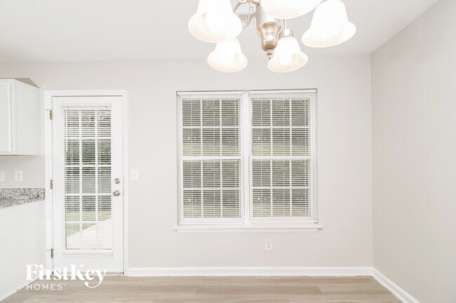 Building Photo - 1403 Rosebay Ct