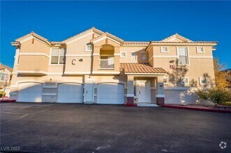 Building Photo - 5855 Valley Dr