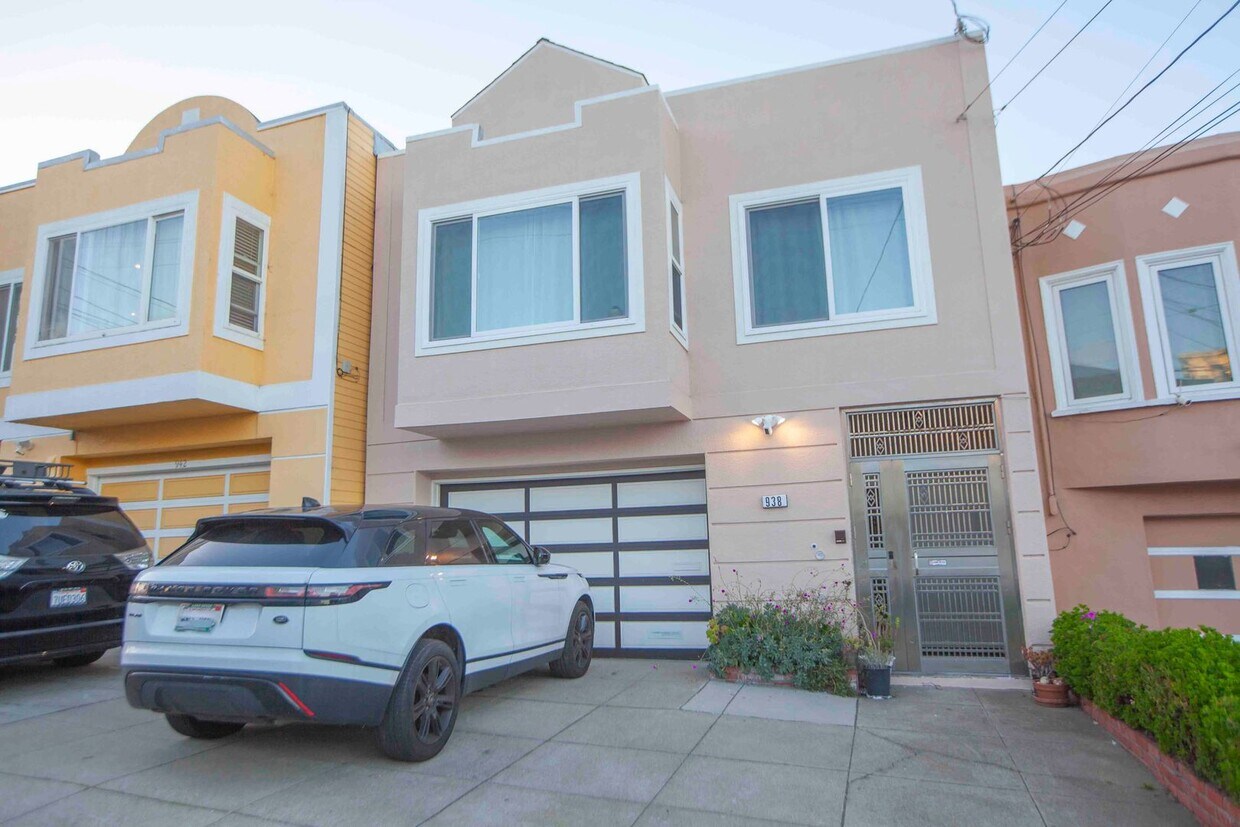 Foto principal - 938 Huron Ave