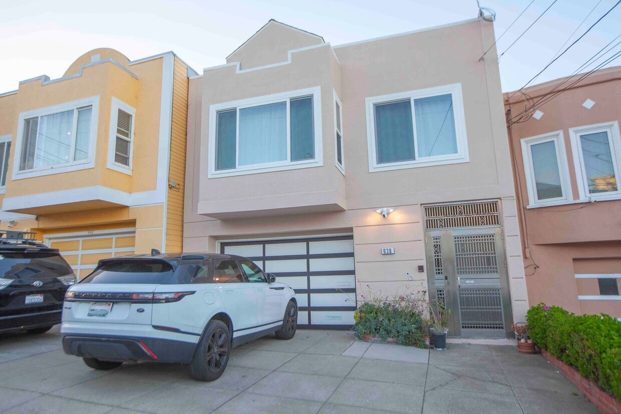 Photo - 938 Huron Ave