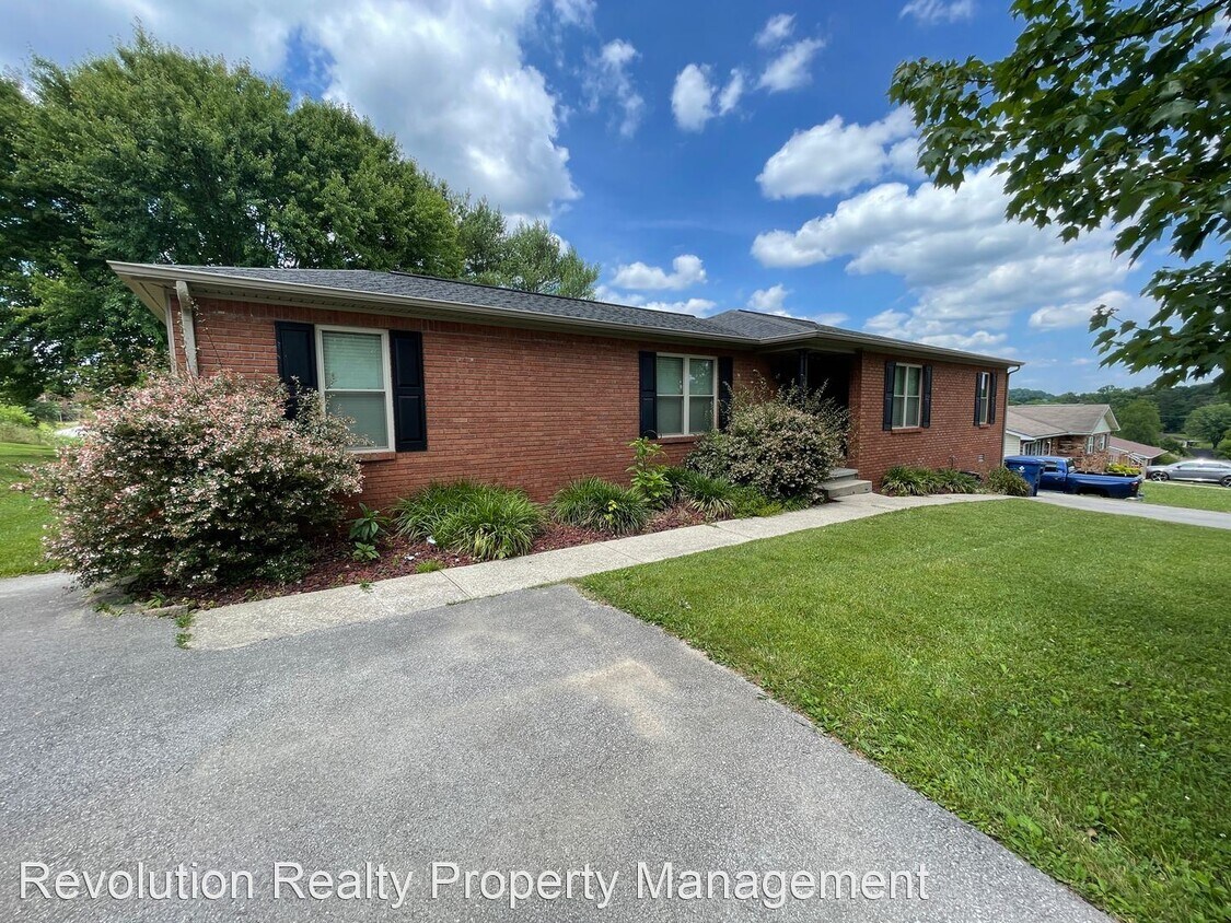 2 br, 1 bath House 154 Hicks Lane House Rental in London, KY