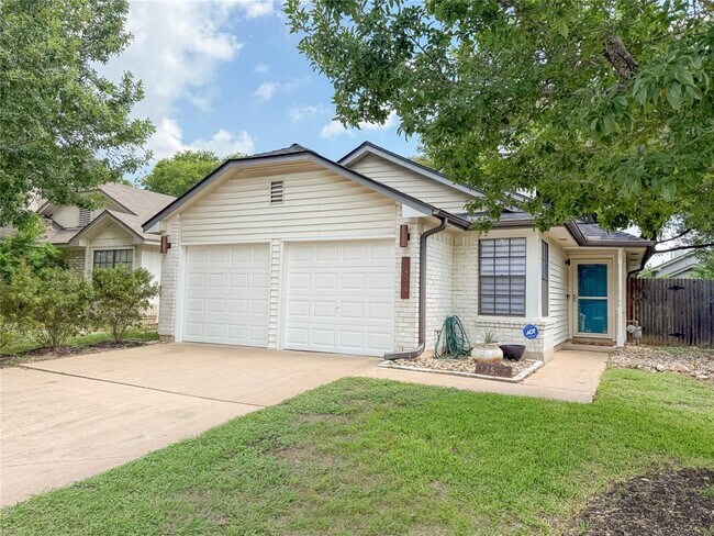 Building Photo - 14527 Donald Dr