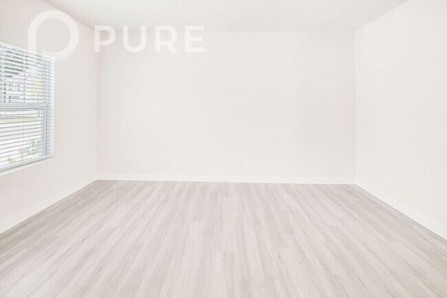 Foto del edificio - 3012 Ayana Dr