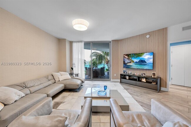 Foto del edificio - 17111 Biscayne Blvd
