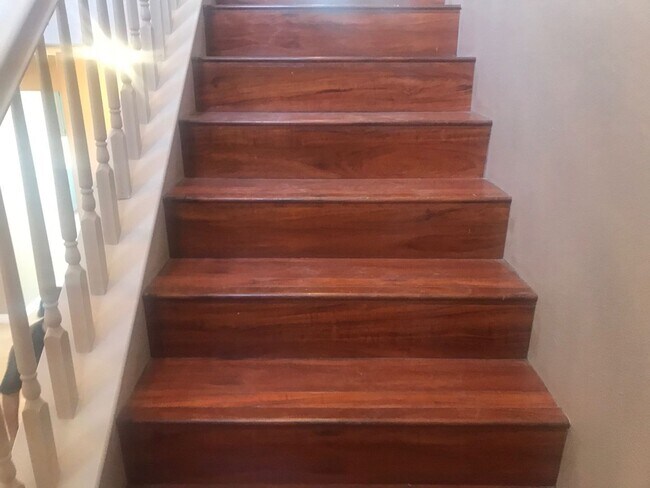 Foto del edificio - 2 STORIES HOME