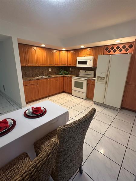 Foto principal - 8420 SW 133rd Avenue Rd