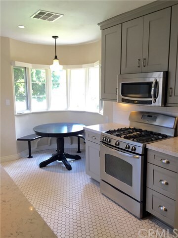 Foto del edificio - 206 S Center St